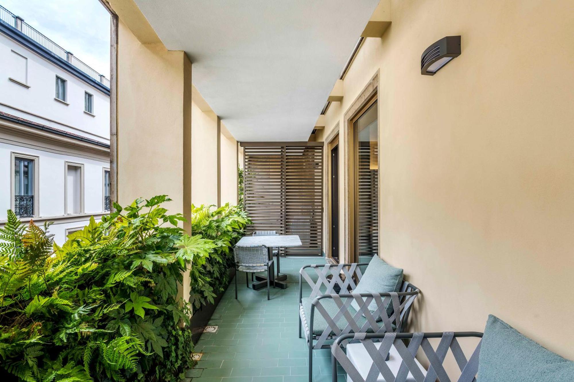 Dhome Milano Esterno foto