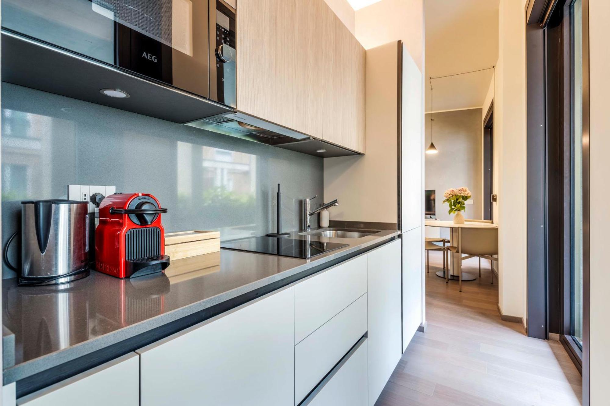 Dhome Milano Esterno foto
