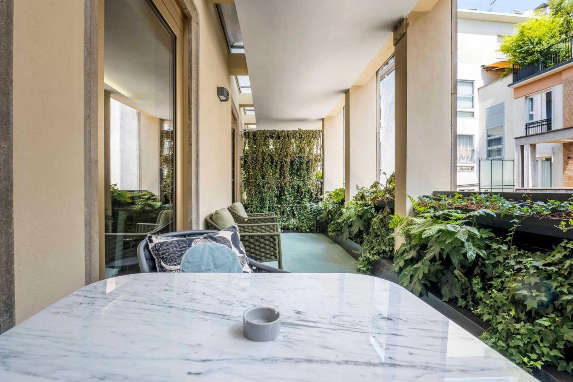 Dhome Milano Esterno foto