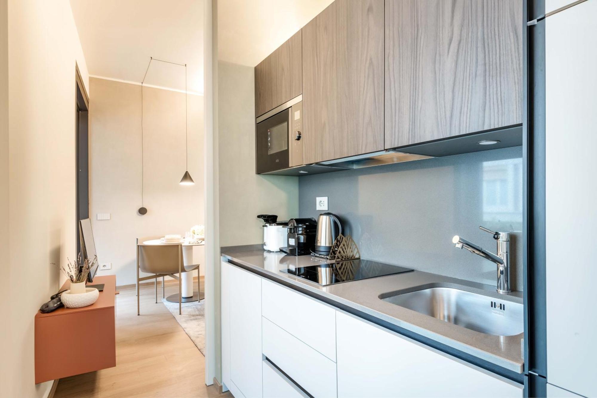 Dhome Milano Esterno foto